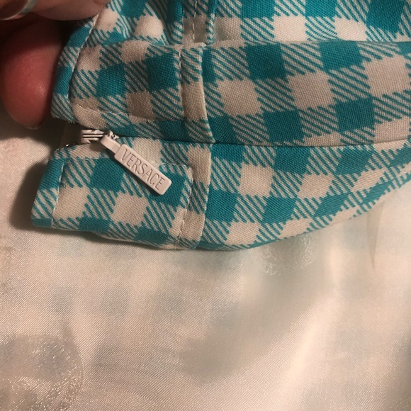 Versace skirt - Picture 8 of 9